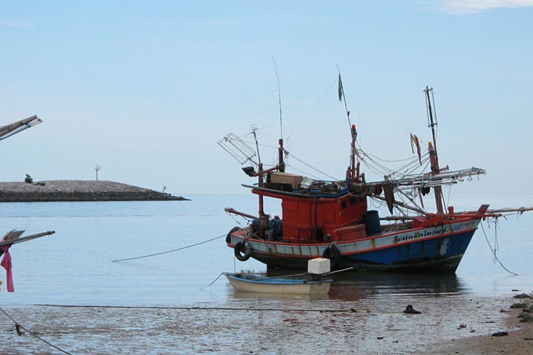 Fisherboat at Pak Nam Pran