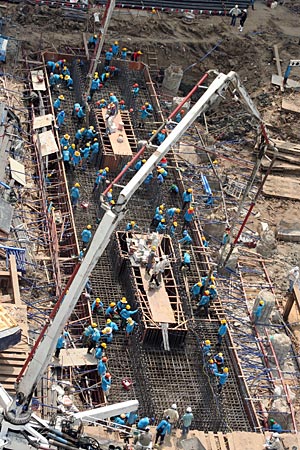 Construction along Sukhumvit Road - a spot for trees and greenery to be included