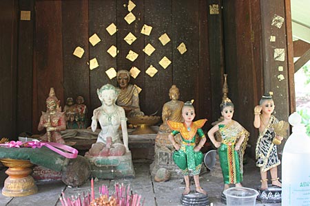 Spirit House, Fruit Orchards, Samut Songkhram