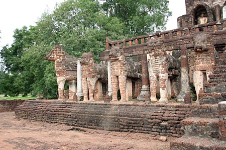 Elephants around the base of Wat Chang Lom, Si Satchanalai