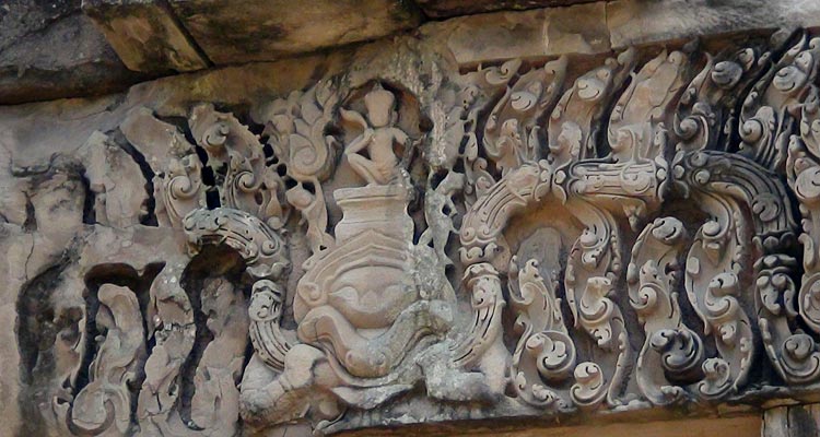 Lintel at Phanom Wan