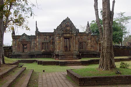 Entrance of Prasat Muang Tam, Buriram