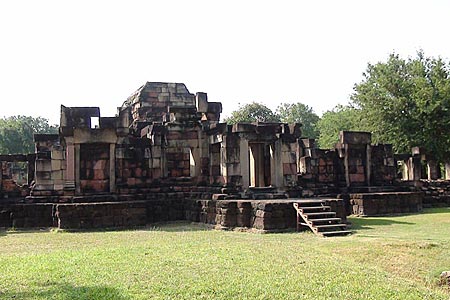 Entrance to Prasat Phanom Wan, Nakhon Ratchasima