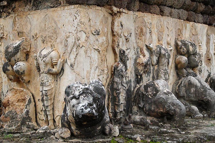 Stucco reliefs along the base of the chedi at Wat Chedi Si Hong, Sukhothai